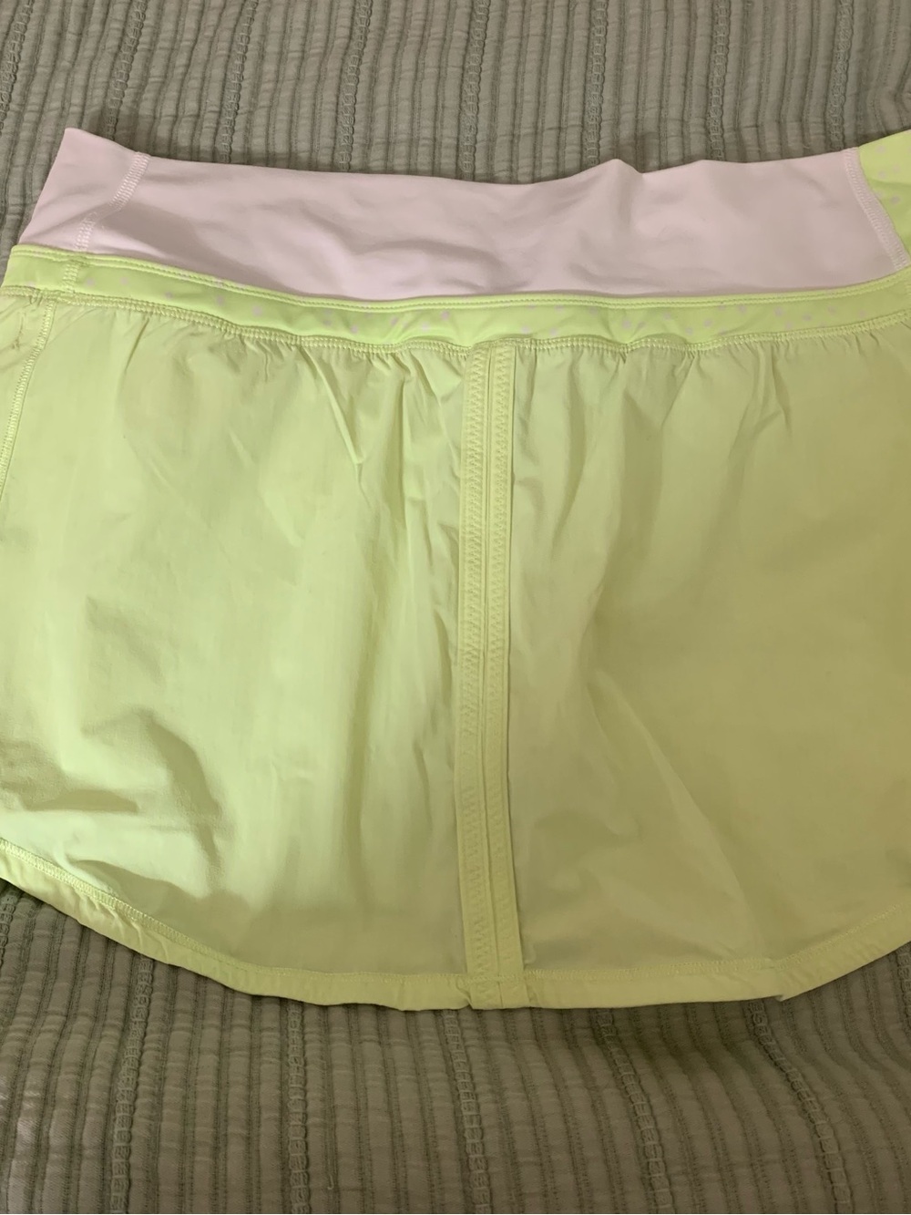 lululemon athletica Neon Yellow Athletic Skirt with cross yellow and white band - Picture 2 of 4